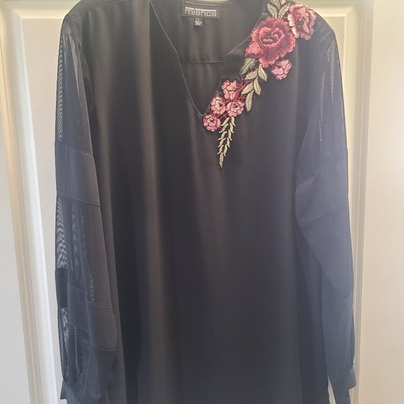 Mishca Top- Size Large - Picture 1 of 5